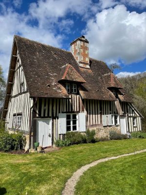 A vendre, région Cormeilles, Manoir Augeron