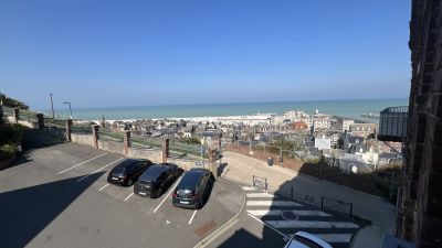 SOUS OFFRE Beau Duplex avec Vue Mer au Cœur du Tréport