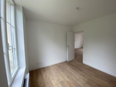 Appartement F4 avec jardin privatif, proche de Pont de l'Arche 27 Normandie.