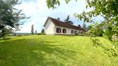 **Longère à vendre en Normandie** : Rénovée de 142 m².